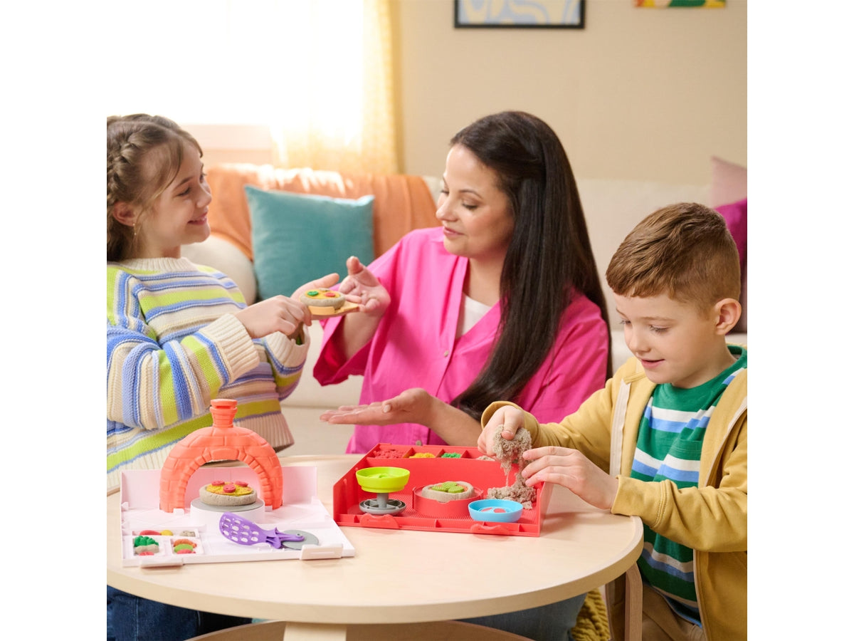 Kinetic sand playset squish pizza