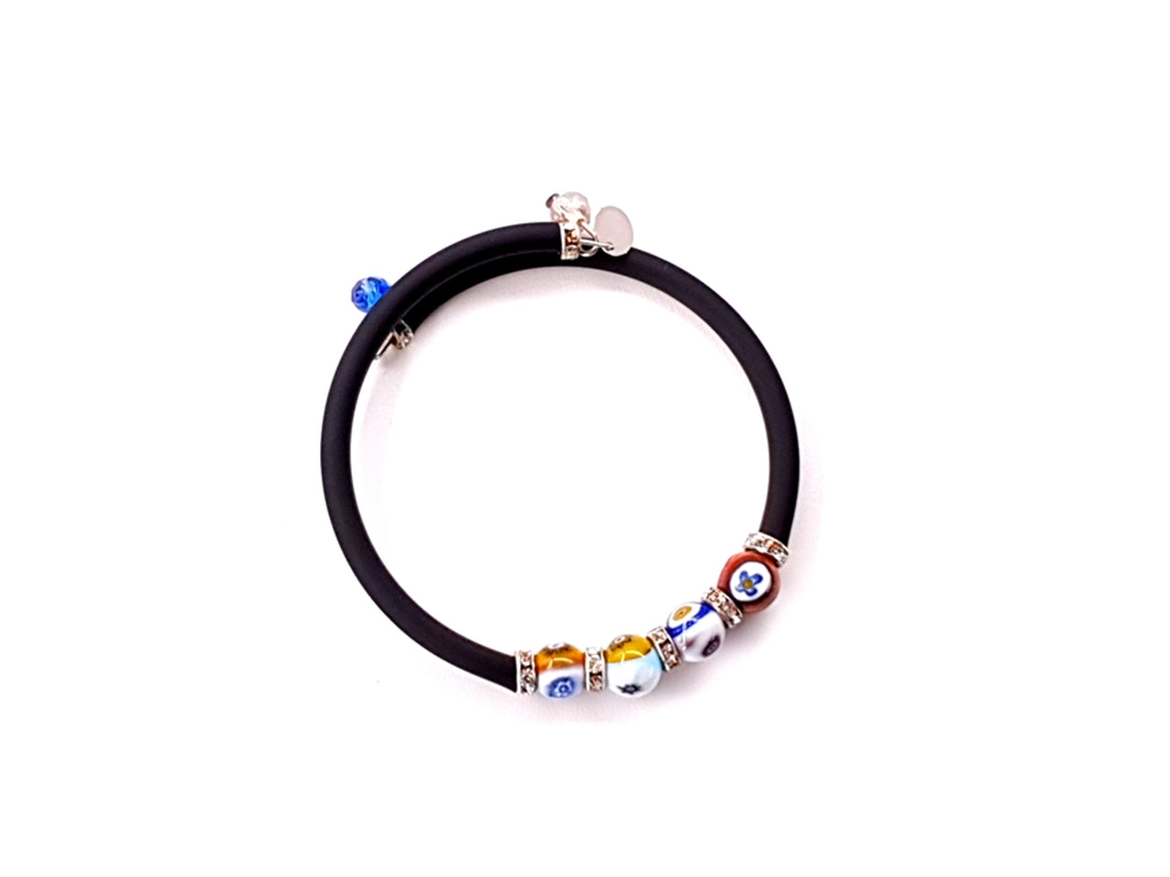 Bracciale filo armonico mosaico e strass argento con caucciu di colore nero
