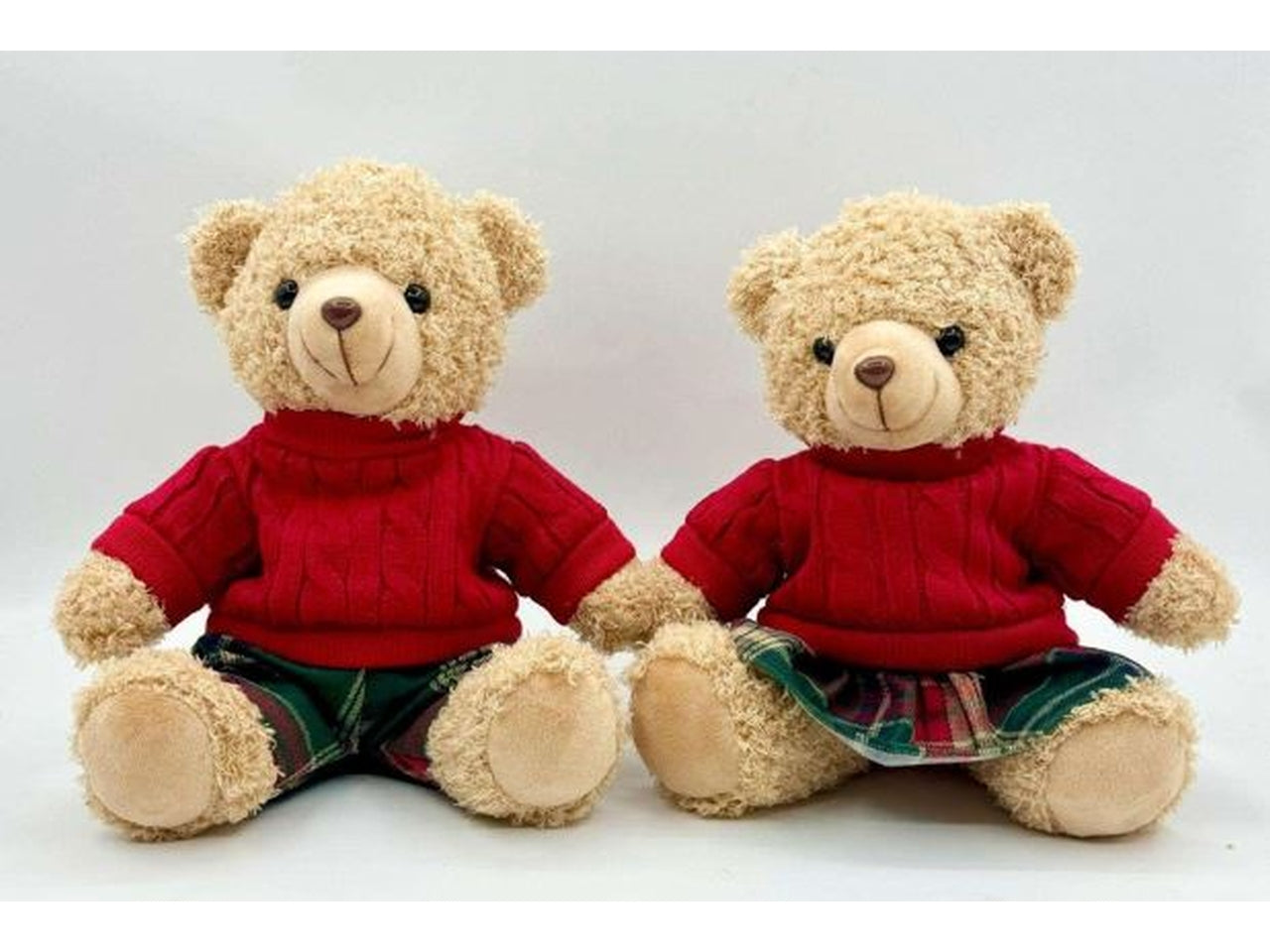 Orsacchiotto peluche 20cm con maglione assortiti