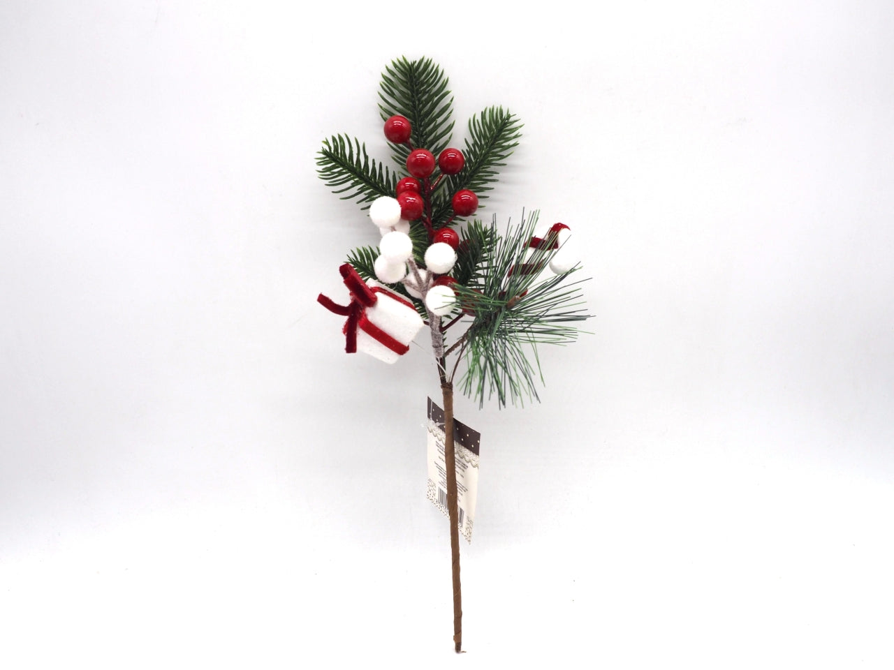 Ramo aghi pino 36cm con bacche bianco e rosso