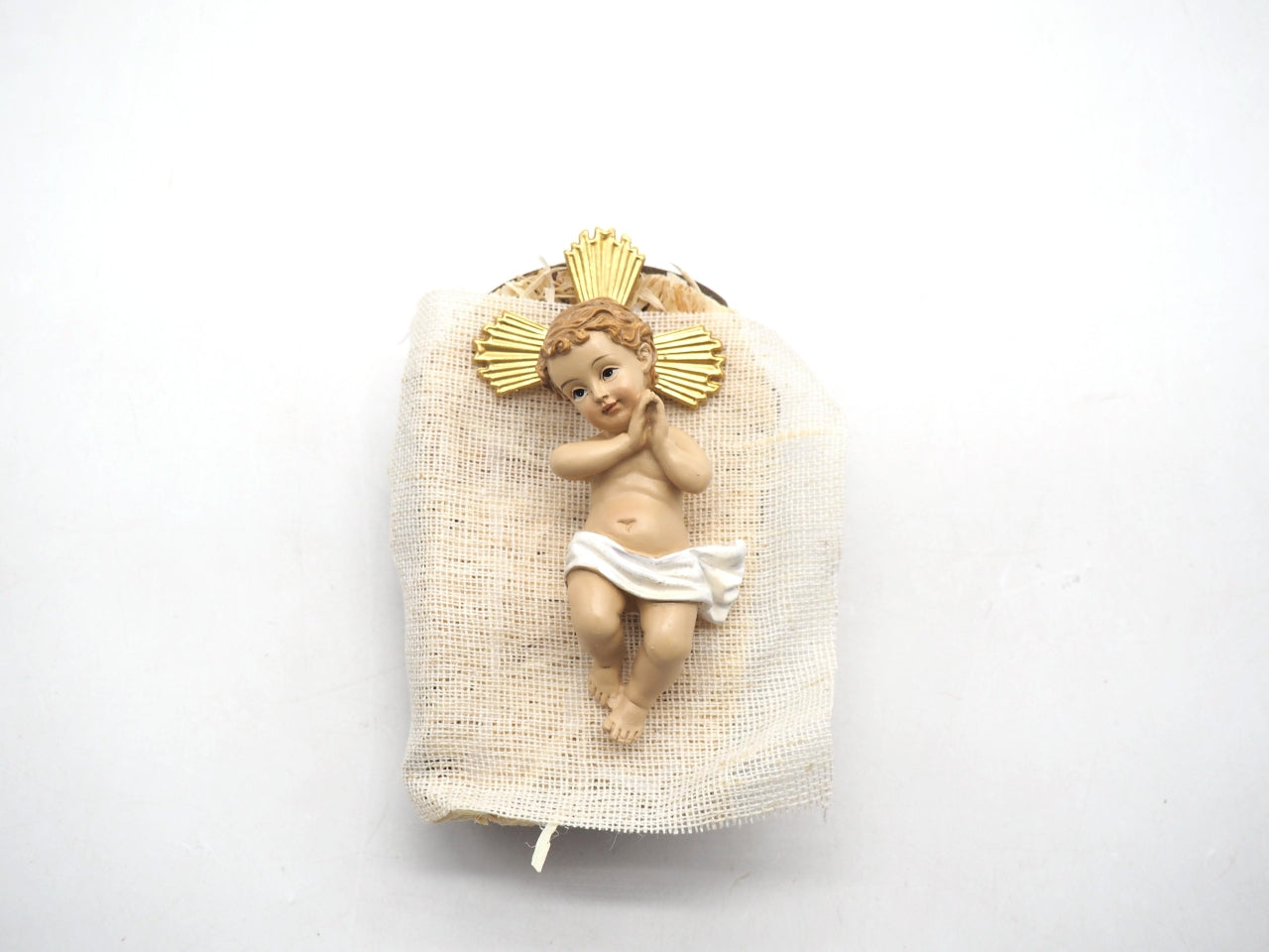 Gesu' bambino con culla tessuto