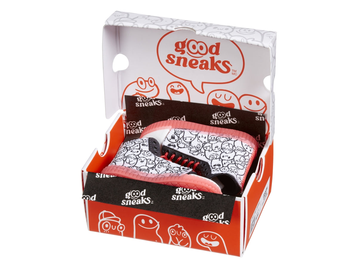 Mga's miniverse make it mini sneakers in pdq $
