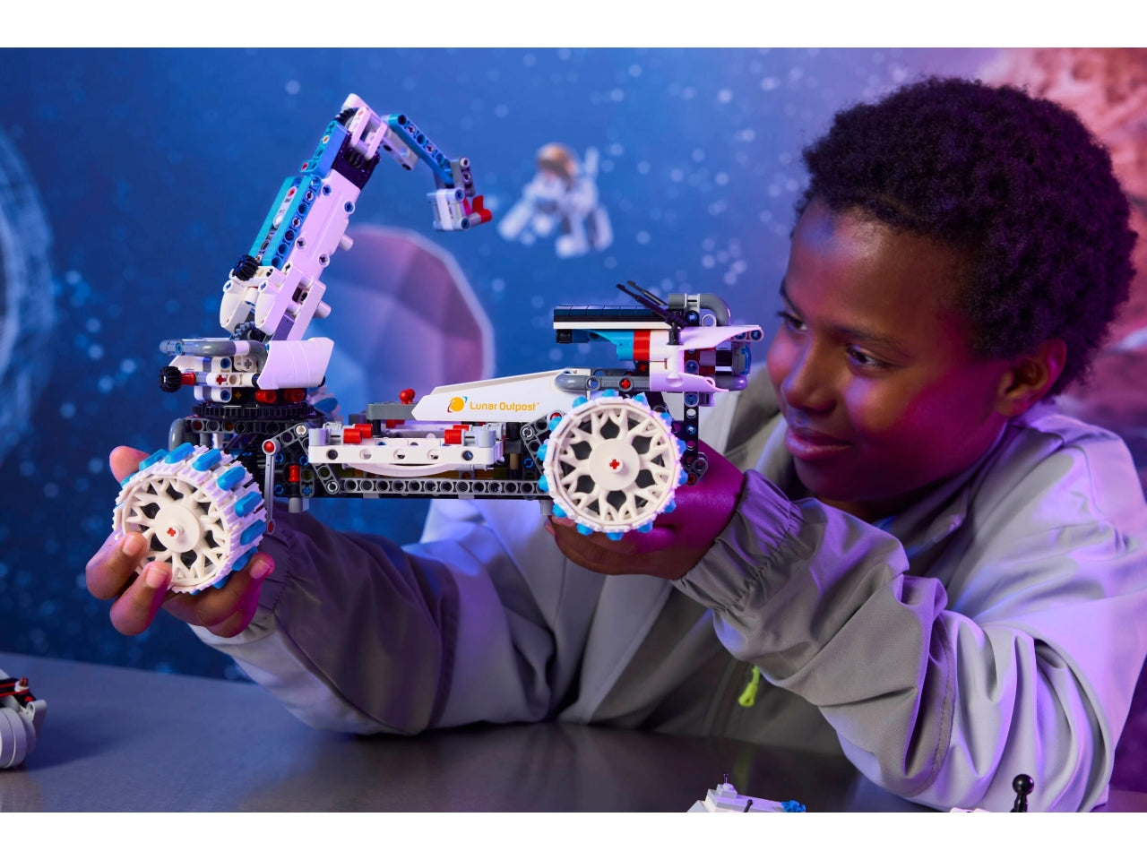 LEGO Veicolo spaziale rover lunare Lunar Outpost