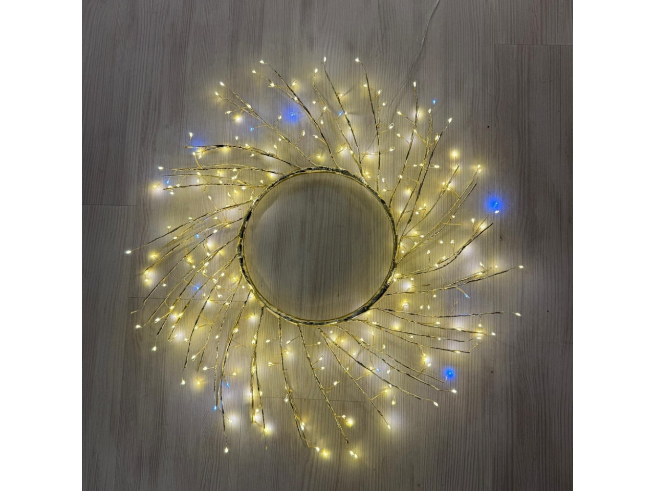 Corona tiglio ramo champagne 60cm con 260microled bianco caldo e bianco freddo con gioco di luce automatico flash led diamond per uso interno/esterno IP44