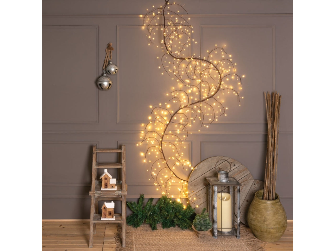 Ghirlanda tiglio 300cm 56 rami marrone con 504 microled bianco caldo e gioco di luce flashled diamond per uso interno/esterno IP44