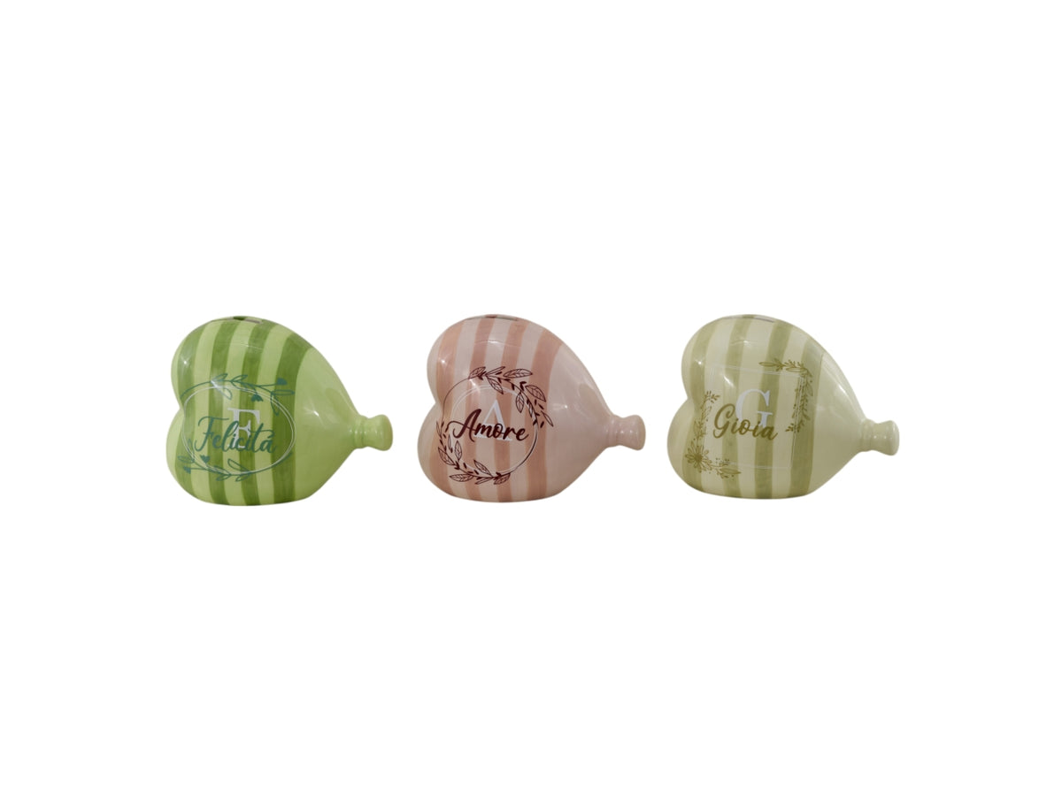 Salvadanaio heart cuore a righe 15,5x9,2xh15cm, 3 assortimenti di colori