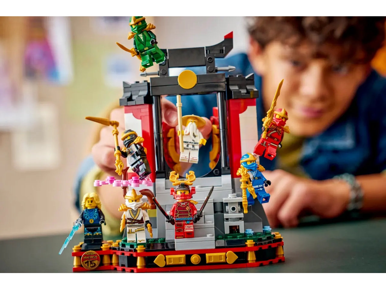 Lego Ninjago Display personaggi Ninja # 15Â° anniversario