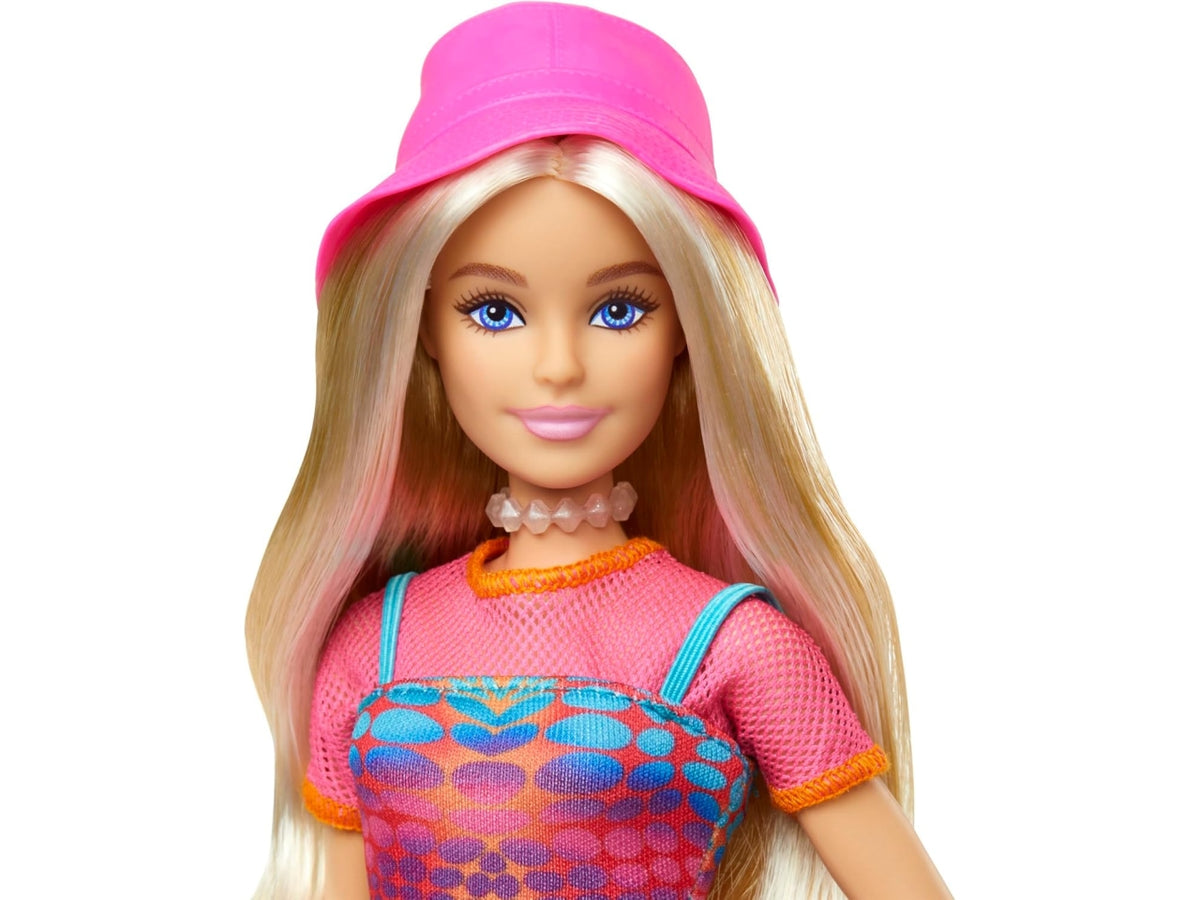 Barbie pink passport doll and accessori