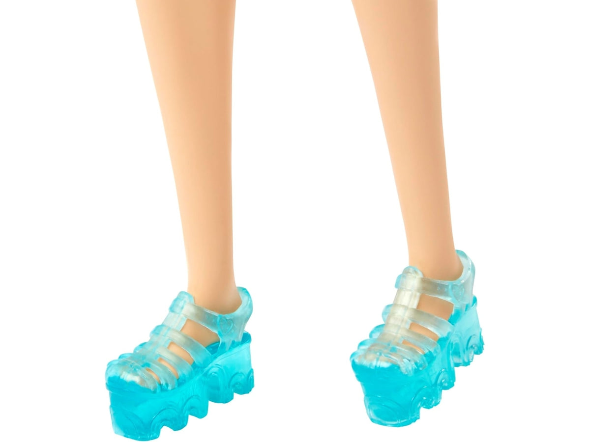 Barbie pink passport doll and accessori