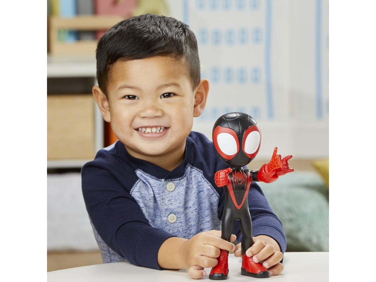 Spidey And His Amazing Friends figura Mega Miles Morales