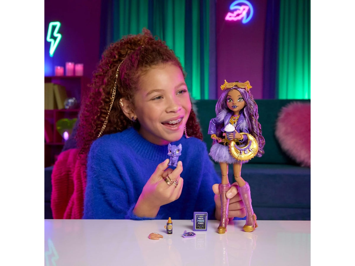 Monster high clawdeen