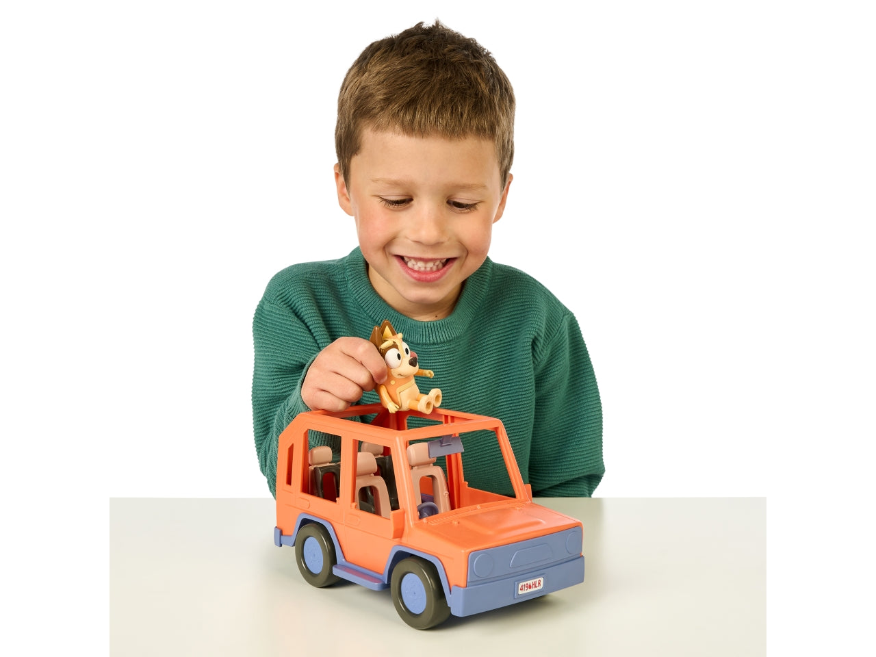 Bluey jeep c/chilli 25x20x13cm