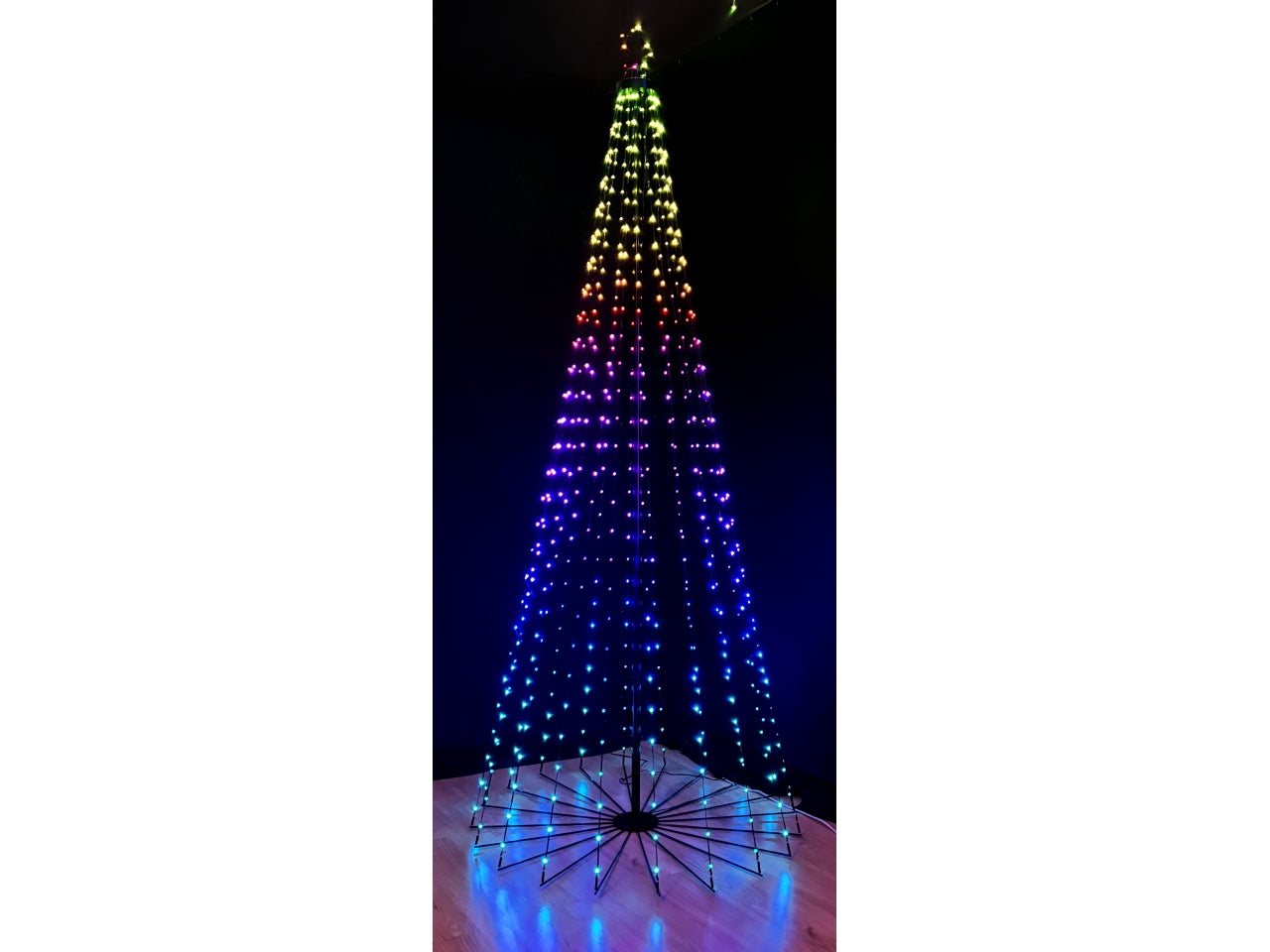 Albero luminoso 300cm App-i light fantasy smart rgb 570 led, con telecomando e app, trasformatore ip44 per uso interno/esterno
