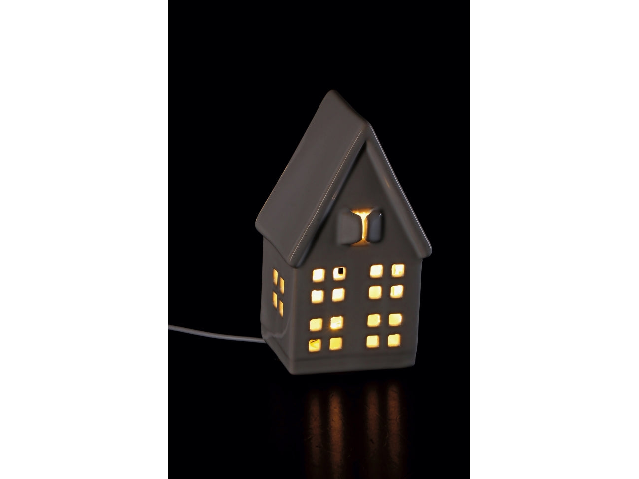 Casetta in ceramica con led bianca 9x8xh.17cm, 3 assortimenti