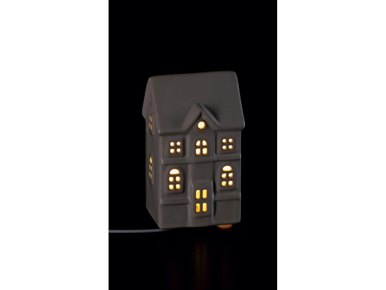 Casetta in ceramica con led bianca 9x8xh.17cm, 3 assortimenti