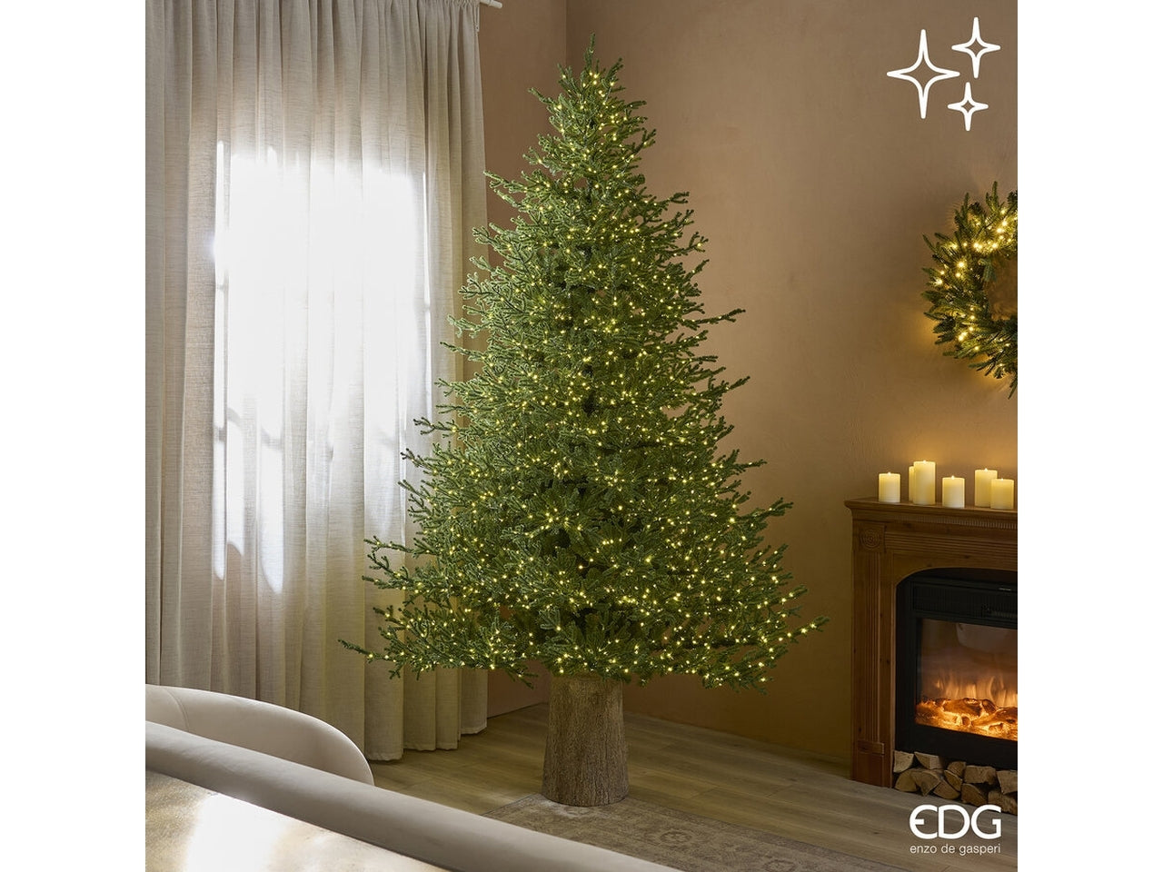Albero Pino lucciole 240cm verde, diametro 163cm con 4200 rice led multieffetto bianco caldo