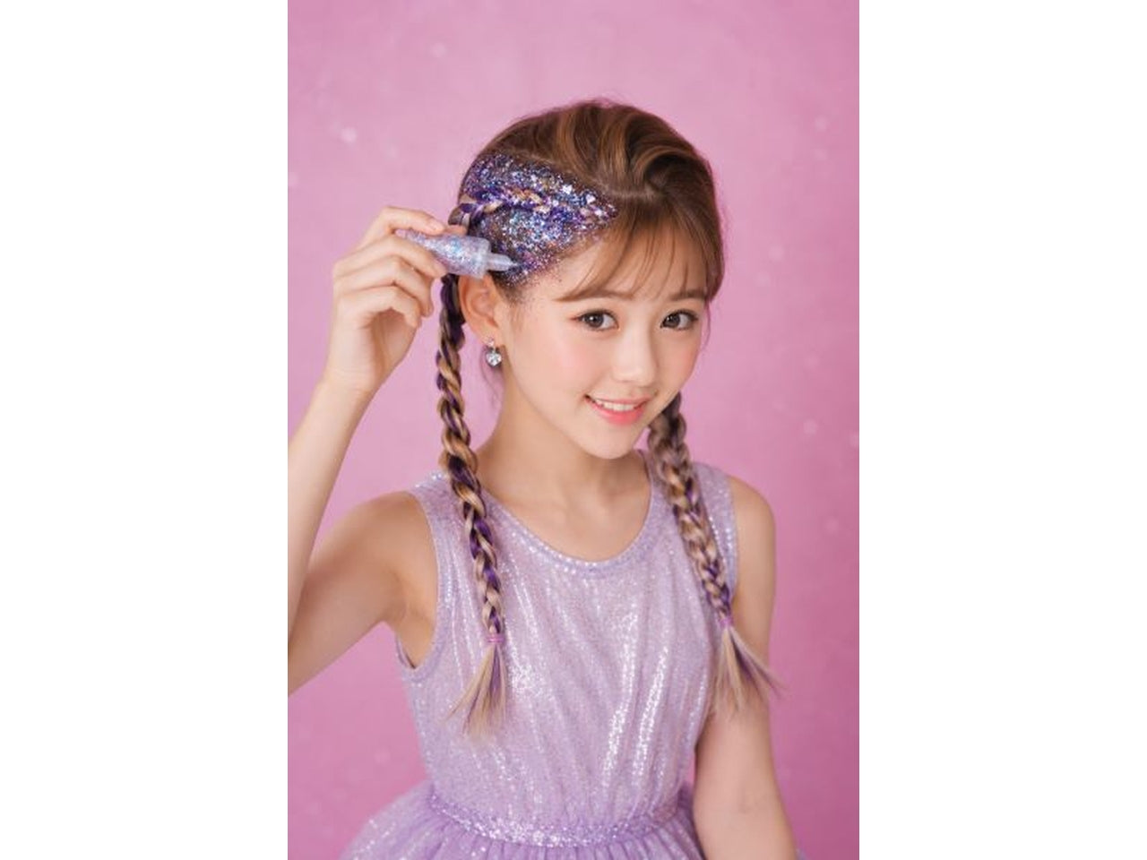 K pop glam star hair