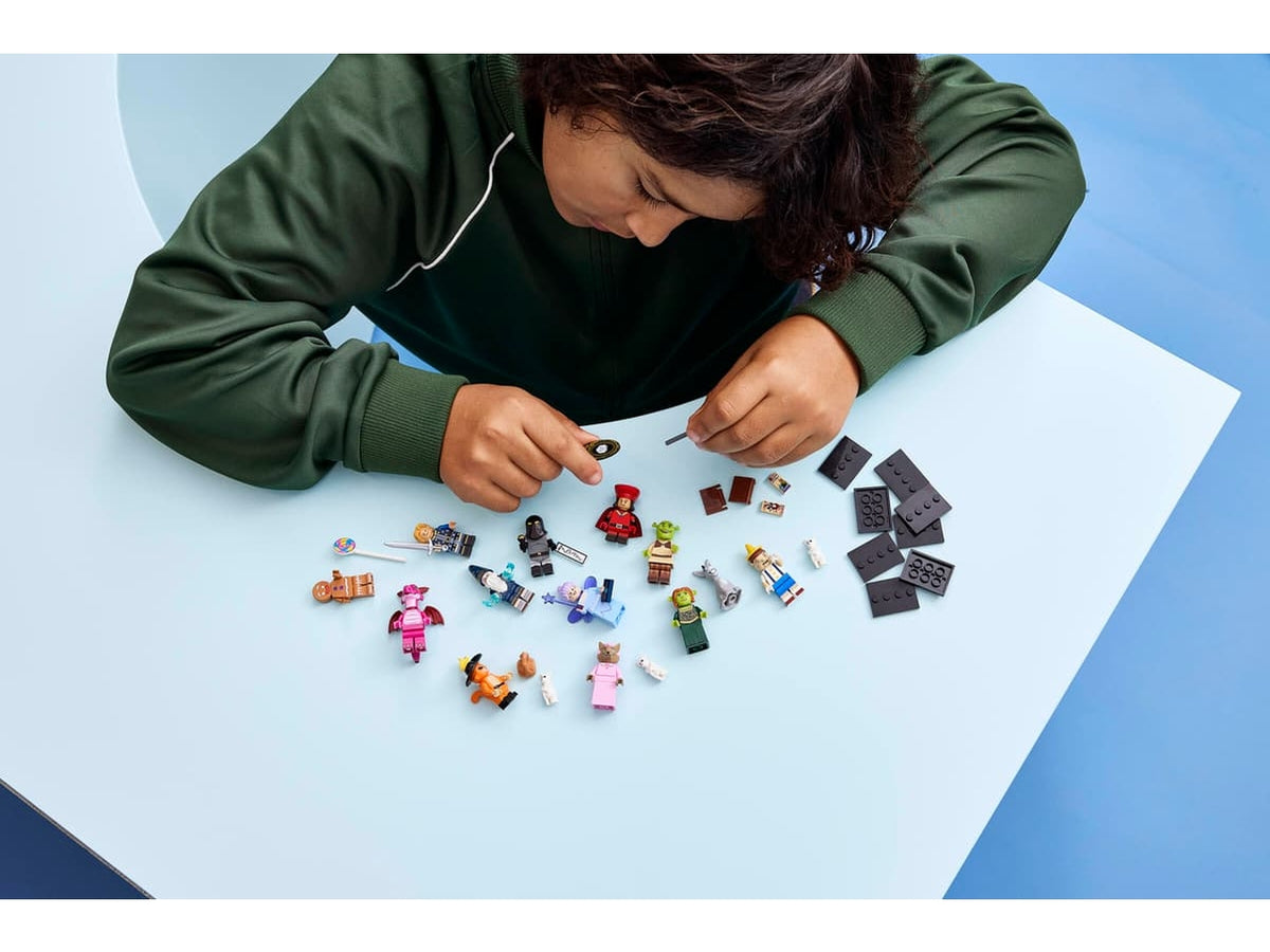 Lego minifigures