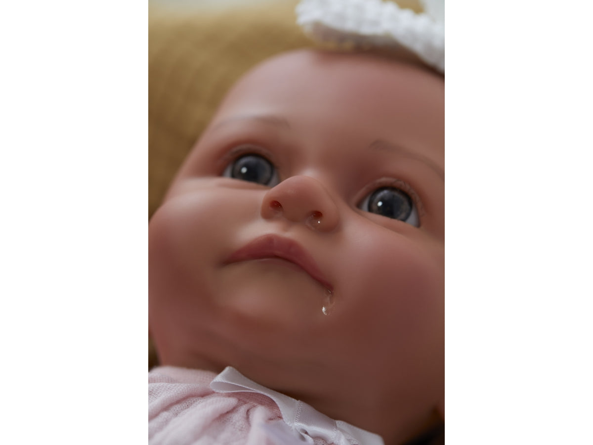 Baby born neoborn girl med/open