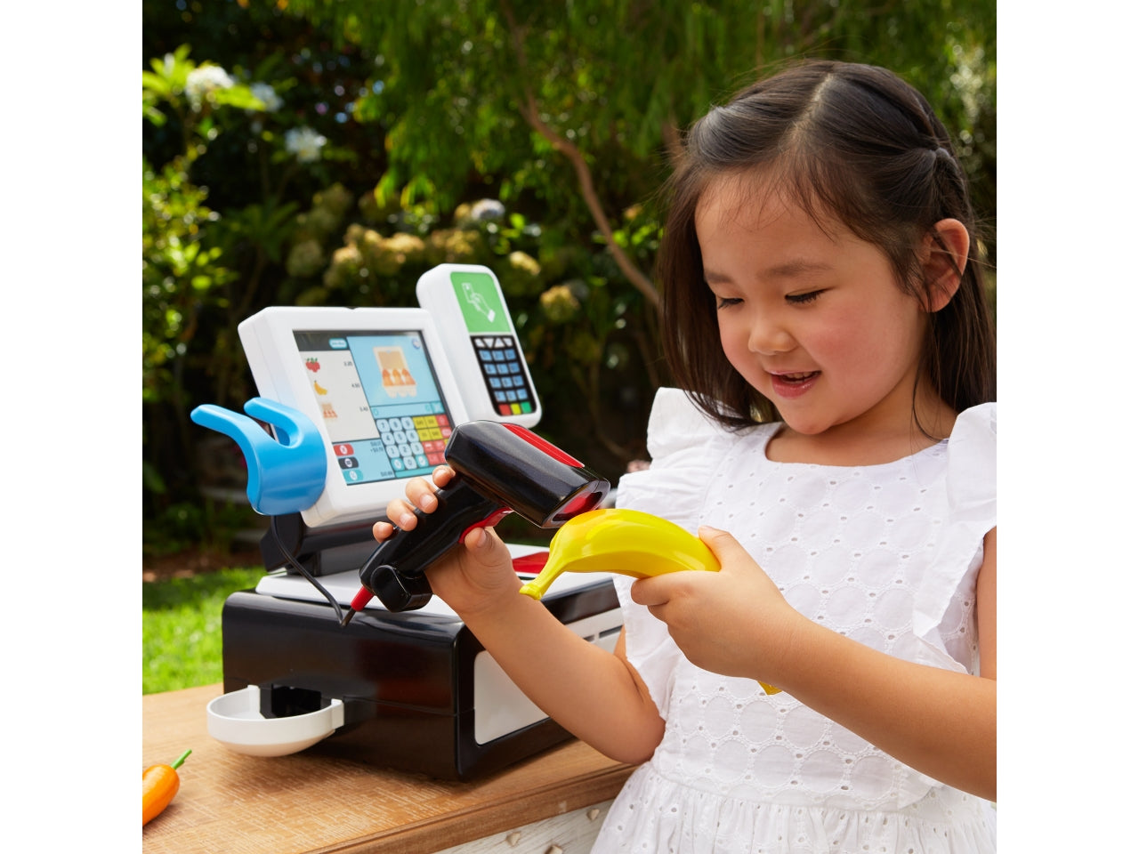 First self checkout stand registratore di cassa