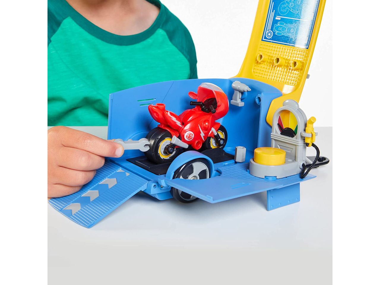 Ricky zoom maxwell trailer playset