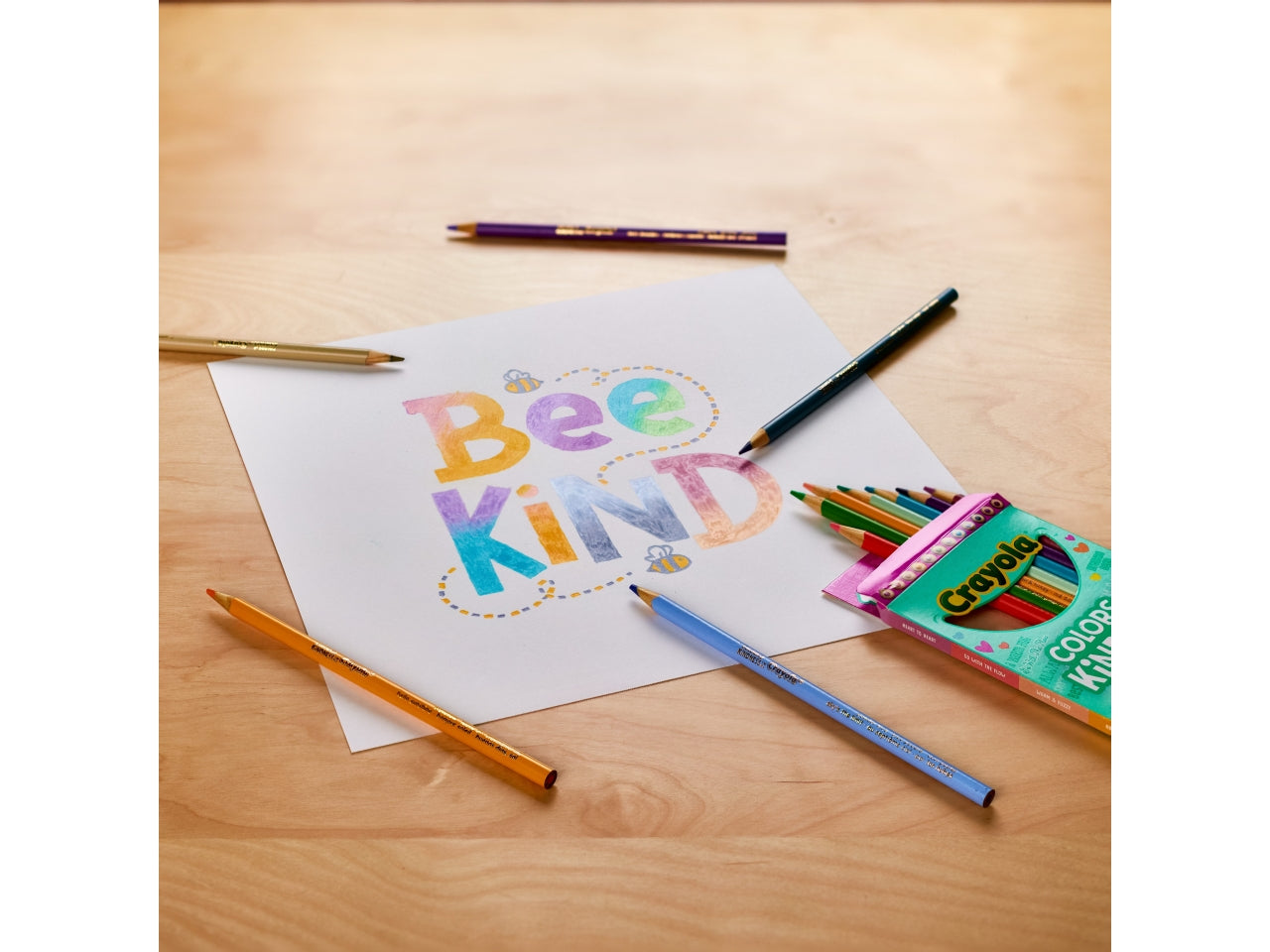 Set Matite Colorate Colours of Kindness 12 Pezzi - Multicolor, 9x0,8x21,2 cm, 80 gr, Legno, Certificato CE, Unisex, Età 3+ | Crayola