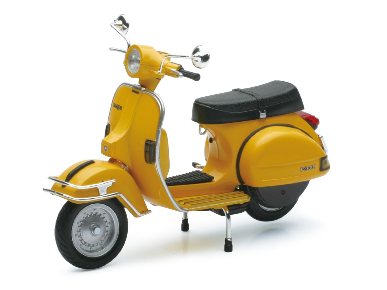 Vespa models in scala 1:12 in 12 assortimenti