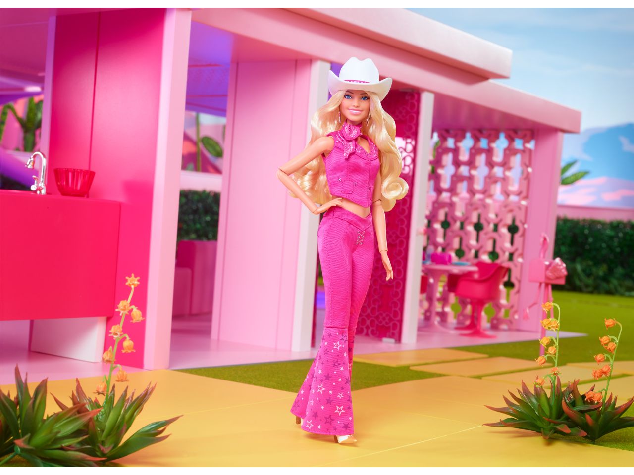 Fashion doll mattel barbie the movie barbie con vestito rosa da western