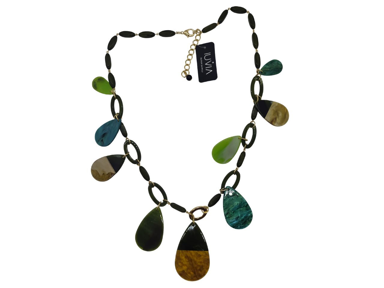 Collana lunga in resina con pendente