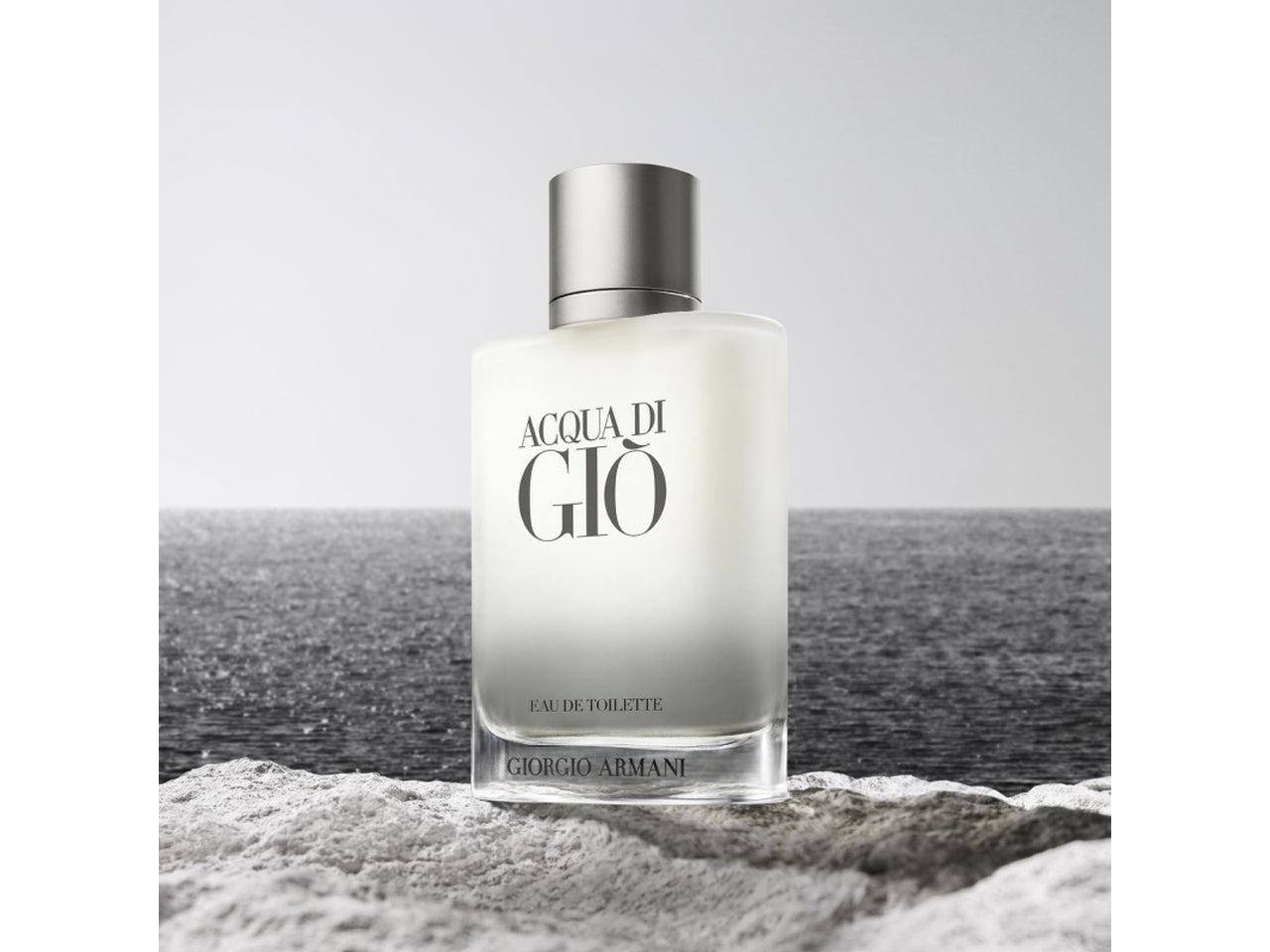 Giorgio armani acqua di gio' eau de toilette refillable spray formato da 30ml$