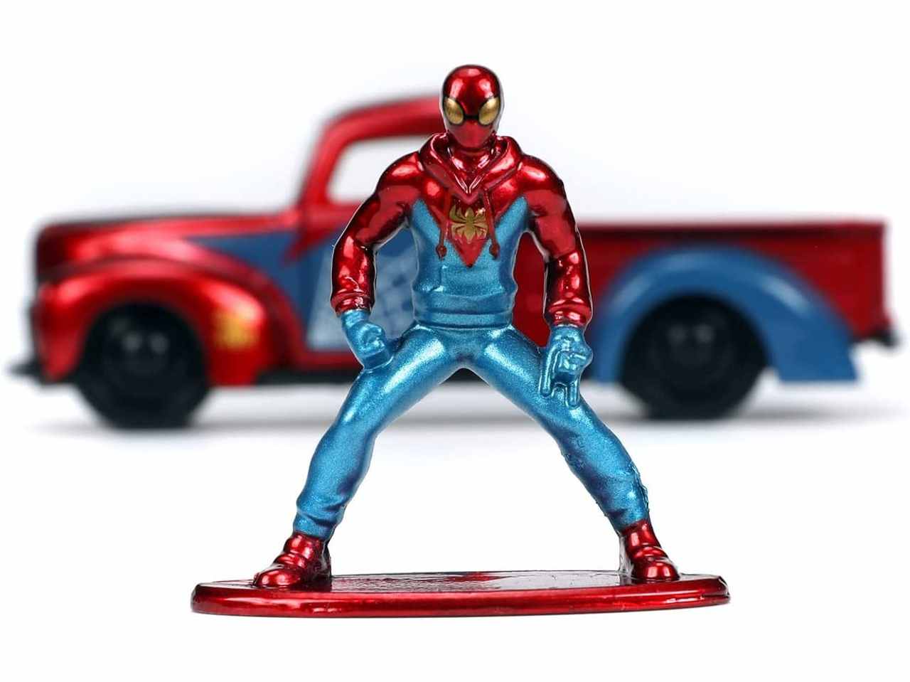 Marvel 1941 ford pick up scala 1:32 con personaggio