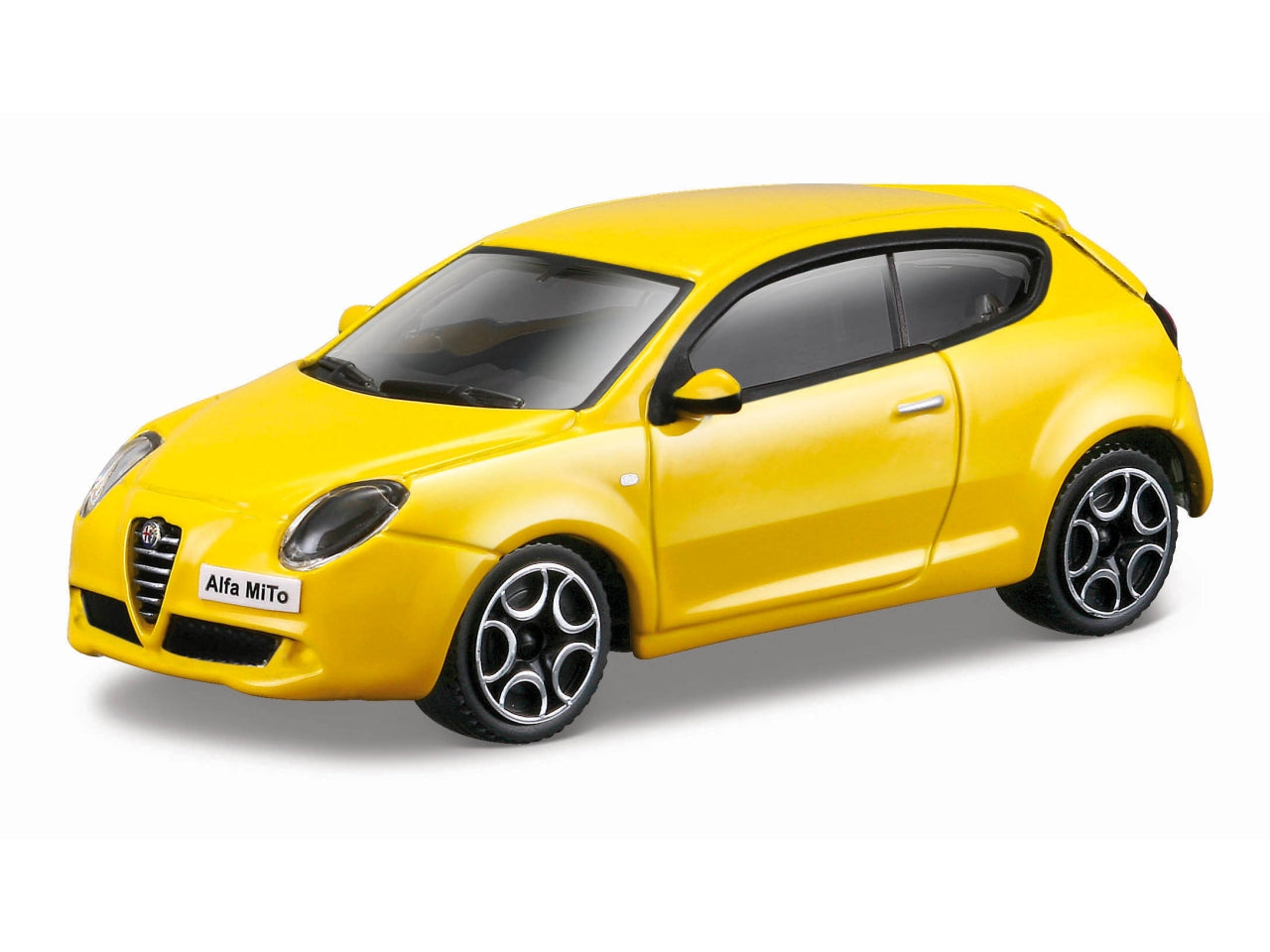 Bburago modellini auto Alfa Romeo assortiti 1:43