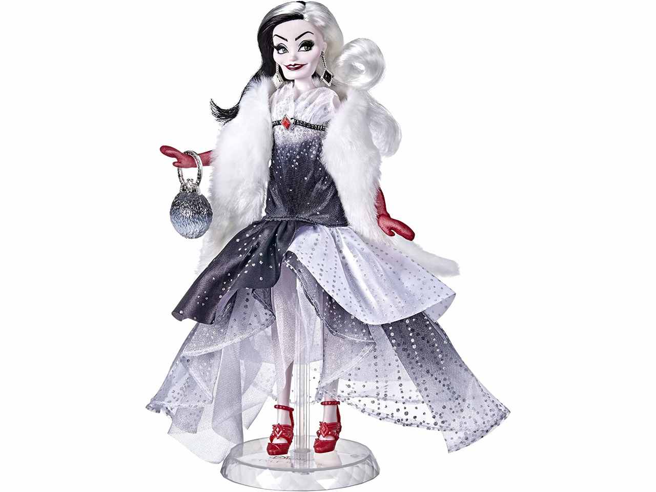 Disney princess villains style series crudelia de mon