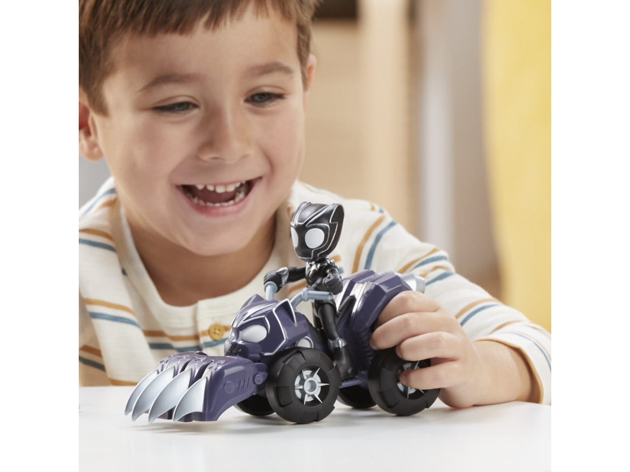 Spidey veicolo con personaggio e accessori - black panther