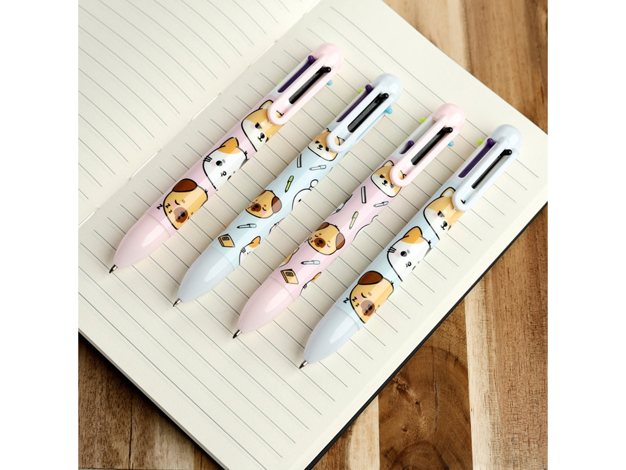 Penna multicolore a 6 colori con immagini di animali dolci