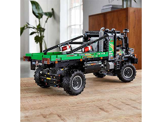 Lego technic mercedes-benz zetros 42129