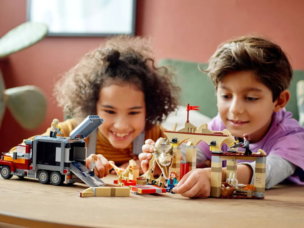 Lego la fuga del t. rex e dellatrociraptor.