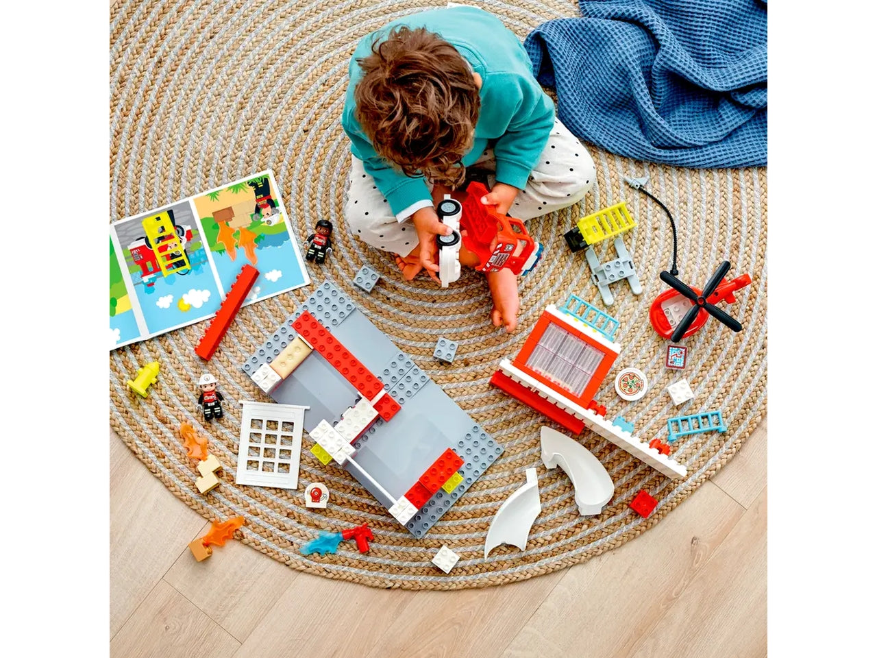 Lego Duplo Caserma Dei Pompieri ed Elicottero 10970