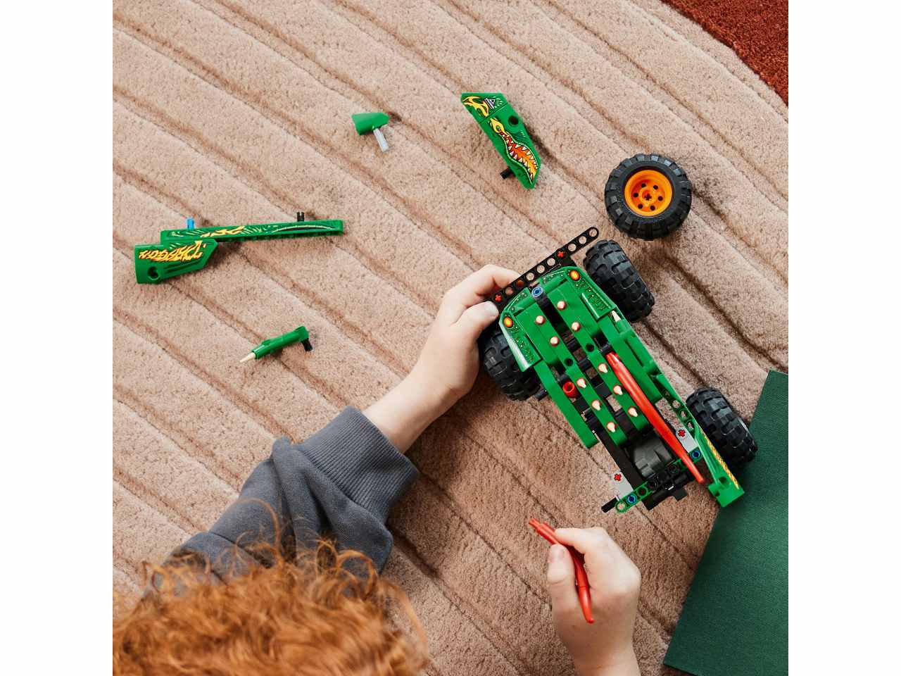 Lego Technic Monster Jam Dragon 42149