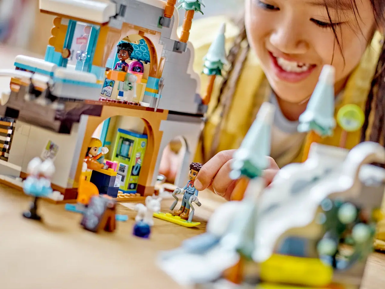 Lego Friends Pista da Sci e Baita 41756