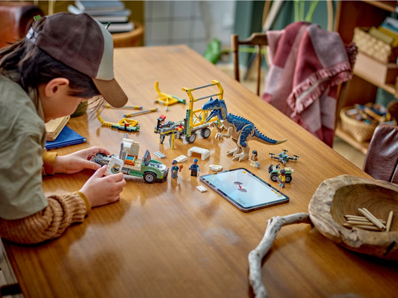 LEGO Jurassic World - Set con allosauro giocattolo: delizia i fan dei dinosauri di 8+ anni con questo dettagliato set Missione dinosauro 76966