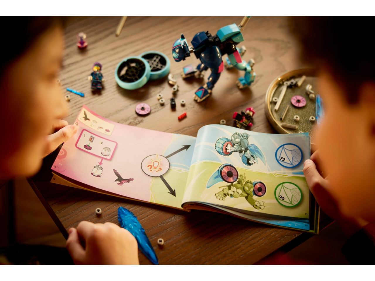 LEGO DREAMZzz - Entra a tutta velocità nel Mondo dei Sogni: scatena limmaginazione dei bambini con La moto-gatto di Zoey per i bambini e le bambine dai 7 anni in su 71479