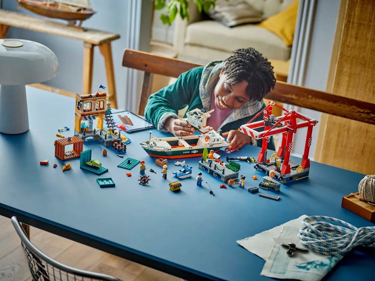 Lego My City Porto e Nave merci, set di costruzioni in scatola da 1226 pezzi, per ragazzo 8+ anni 60422