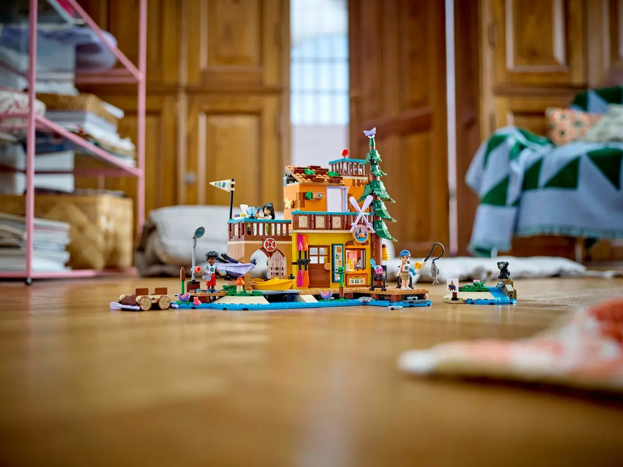 Lego Friends Campo Avventura Sport Acquatici, set costruzioni in scatola da 628 pezzi, per bambini 7+ anni 42626