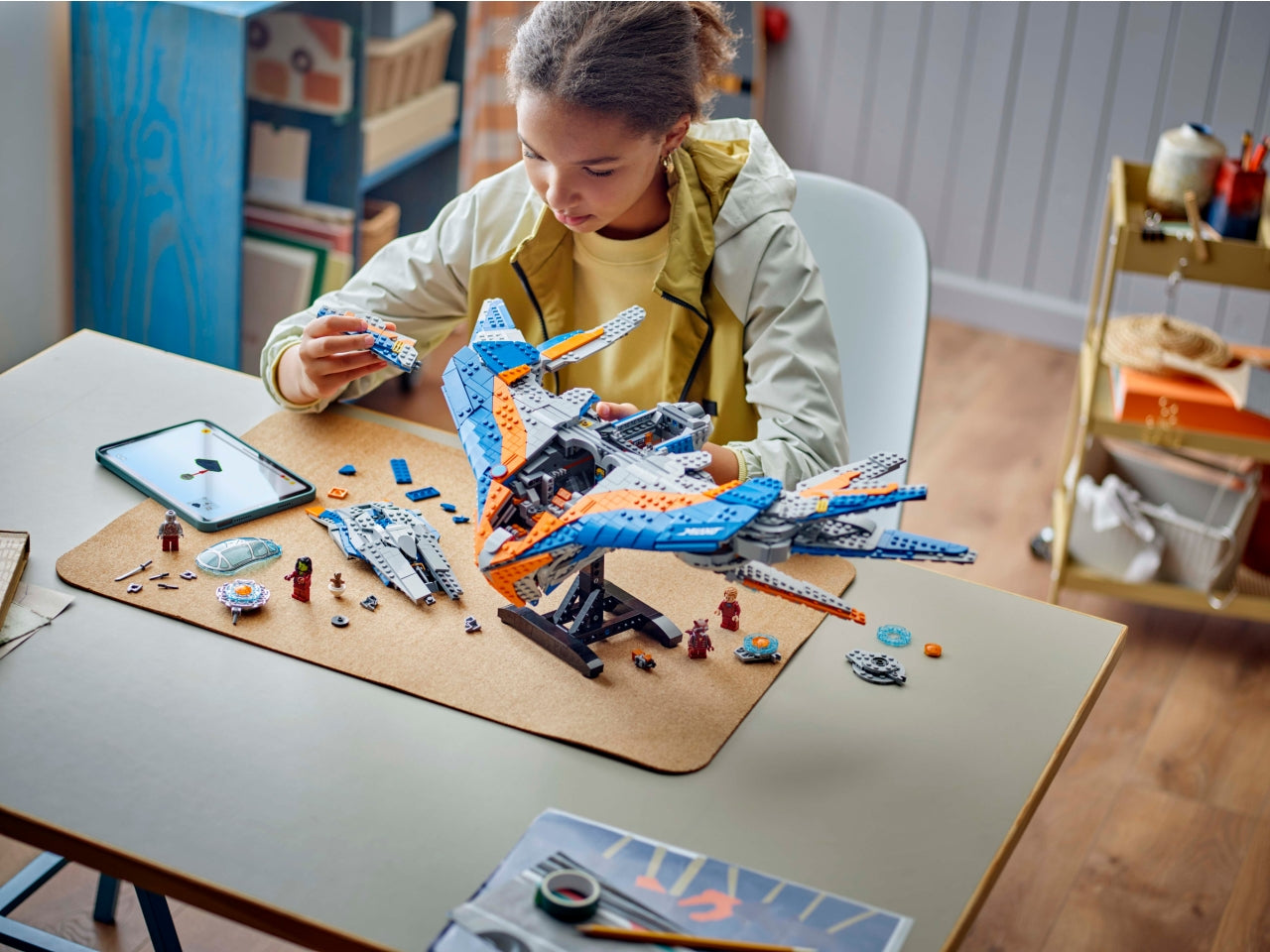 LEGO Marvel - Astronave giocattolo costruibile per bambini: il set di gioco Guardiani della Galassia: è progettato per i bambini e le bambine dai 12 anni in su 76286