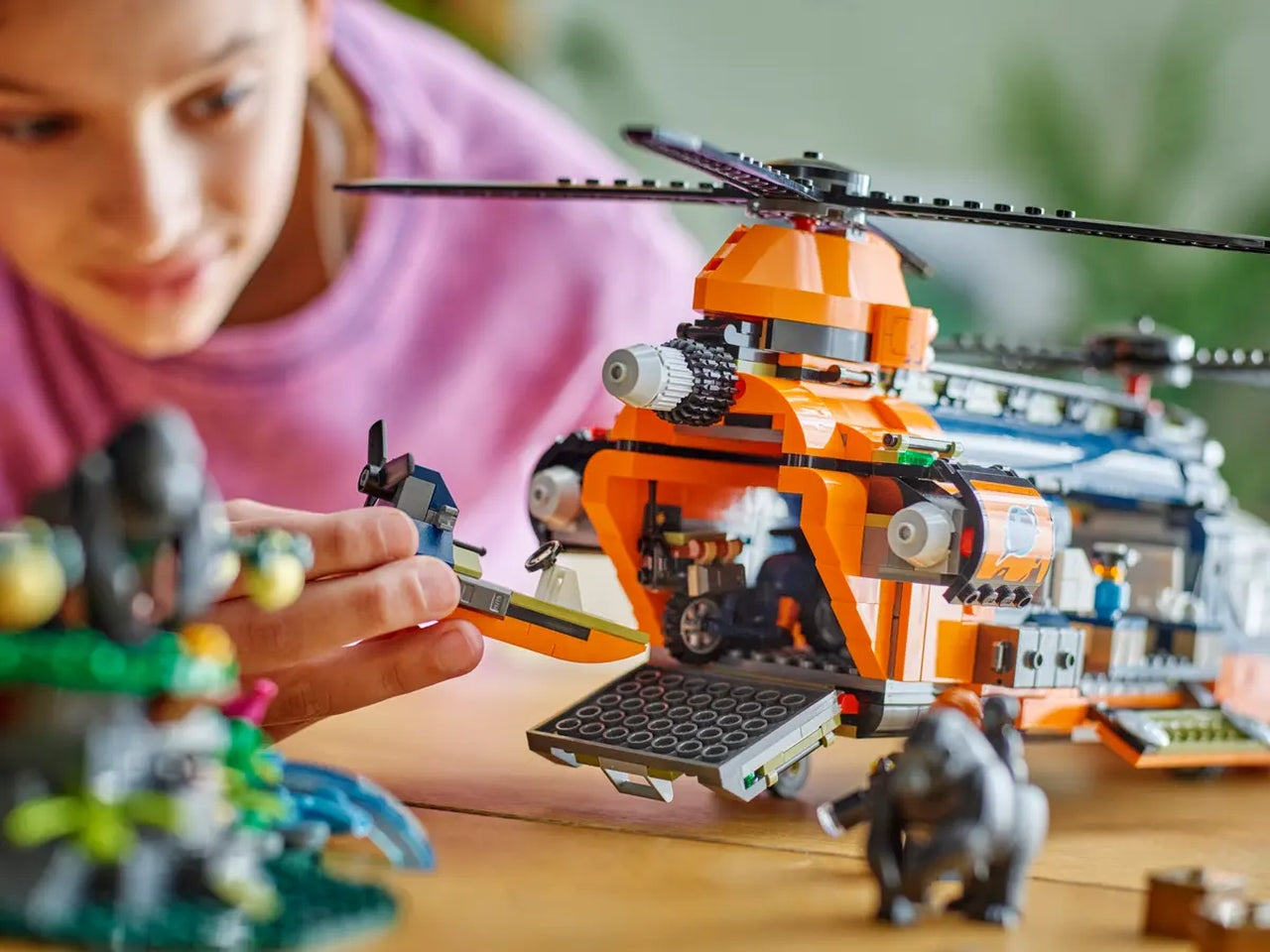 Lego City Exploration Elicottero dellesploratore della giungla, set di costruzioni in scatola da 881 pezzi, per ragazzo 8+ anni 60437