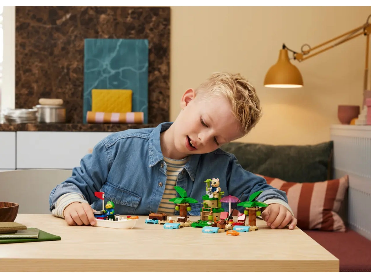 Lego animal crossing tour in barca di remo