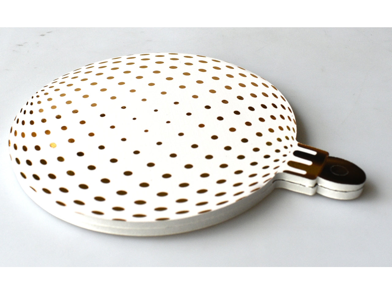 Sfere di natale bianche diametro 19cm in becks 5mm con lamina oro effetto puntinato con foro per appenderle- la confezione contiene 2 sfere