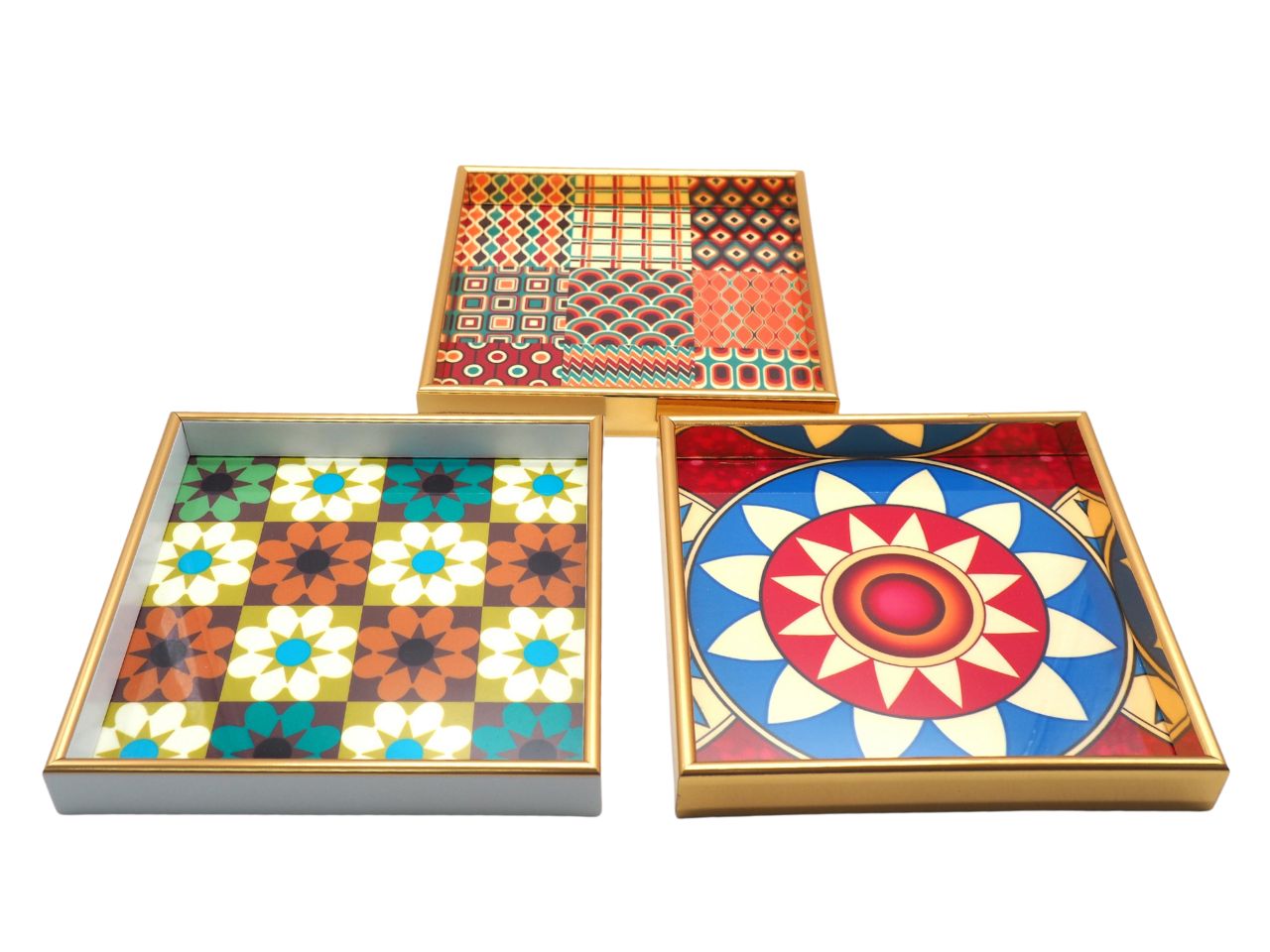 Vassoio in mdf 20x20x3cm colori assortiti