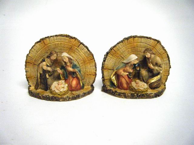 Capanna con nativita' in poliresina h.7x8,5x3,3cm
